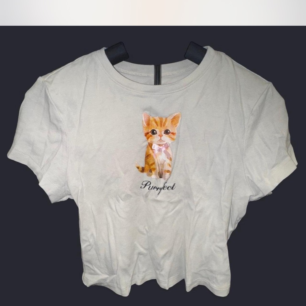 No Boundaries White Crop Top with Cat Graphic